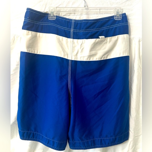 Abercrombie & Fitch board shorts blue and white size M - Picture 4 of 5
